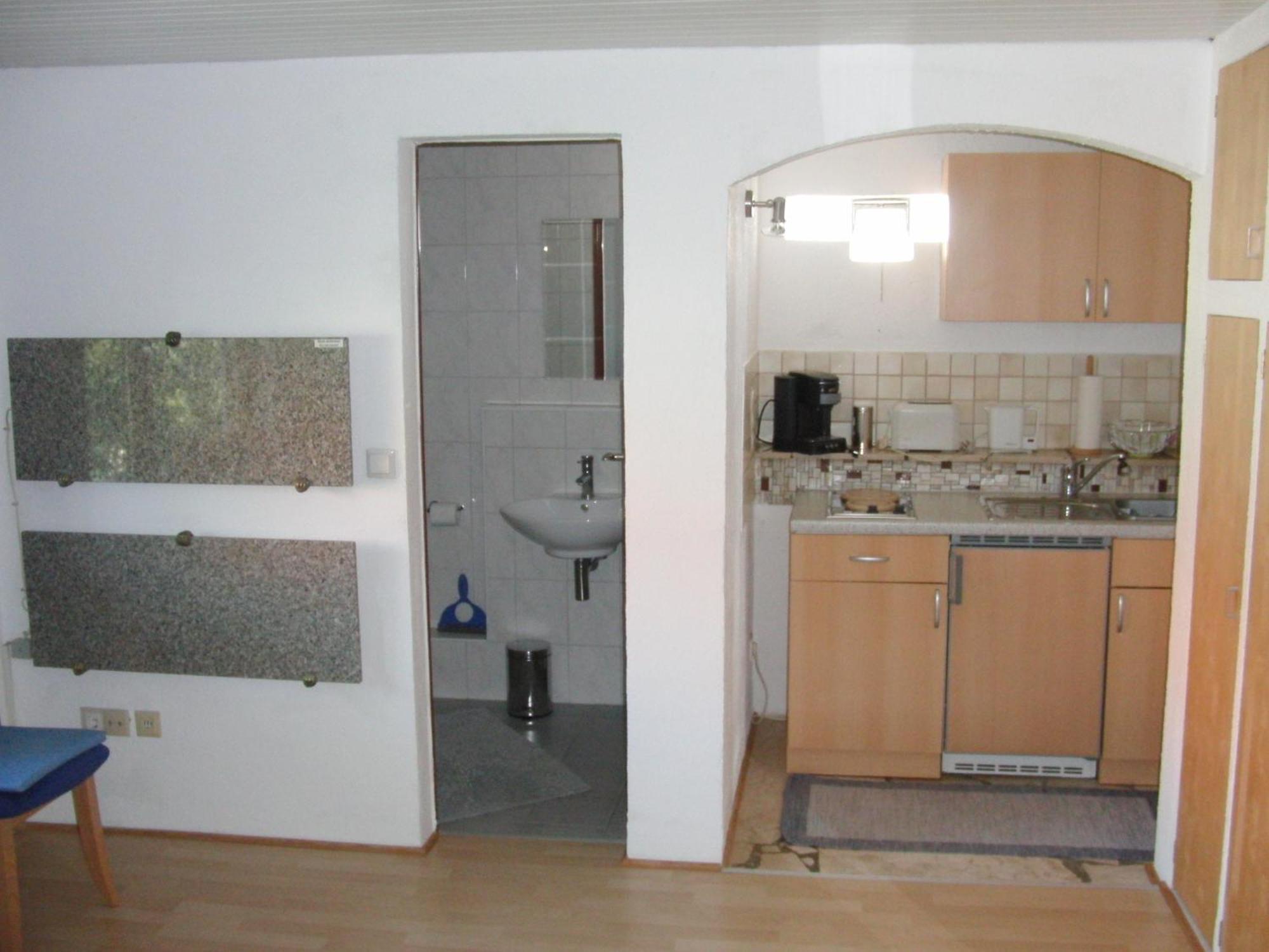 Burgauer Hof Apartment Room photo